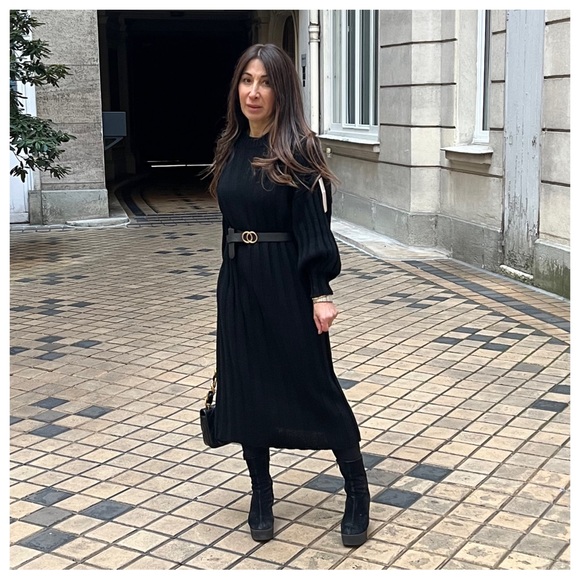 ShopEvelynne Dresses & Skirts - #15 MADE IN ITALY MOST FABULOUS KNIT MAXI SWEATER DRESS